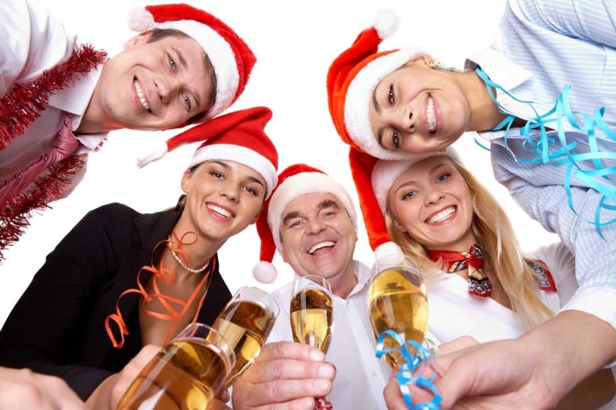 Charter a Bus for Your Christmas Party 